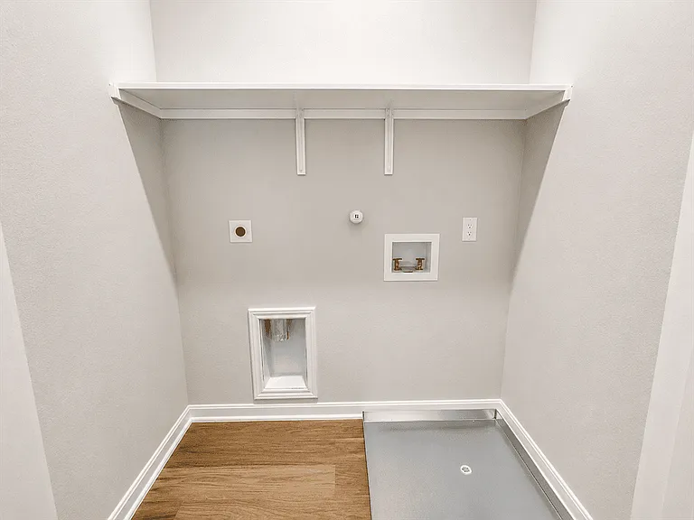 7220 Magnolia Vlg #201 — Photo 8