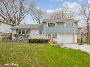 1732 Salinger Ave, Carroll, IA 51401