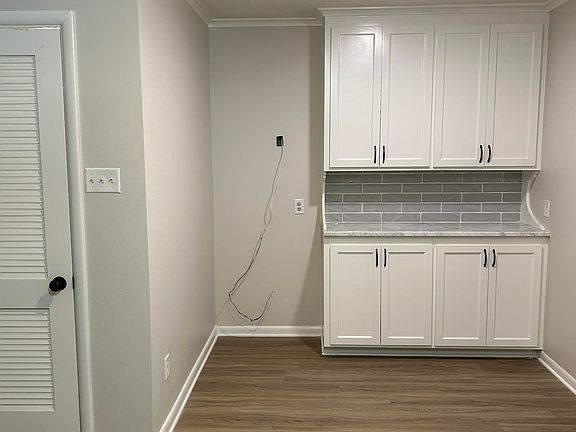 4th image of 413 Orleans St