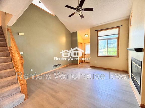 2nd image of 1010 68th St Unit 4