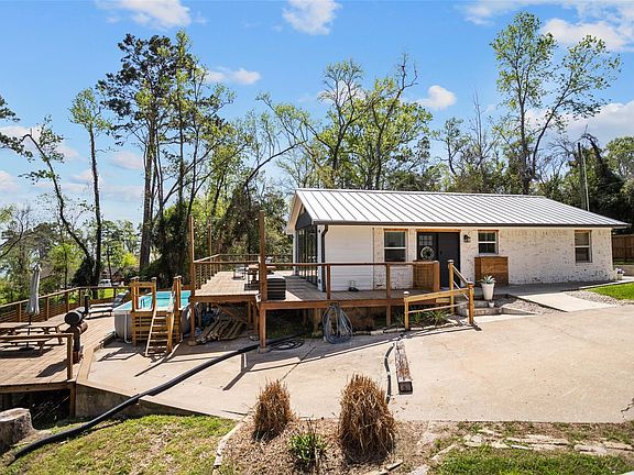 5th image of 120 Cliff St