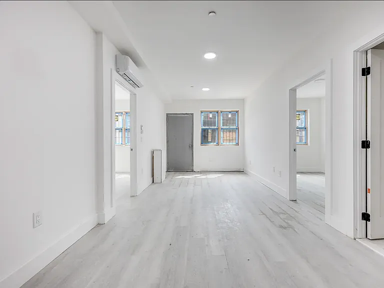 431 Warwick St #3CC — Photo 12