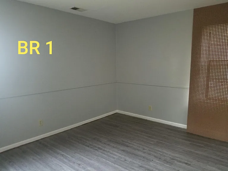 4825 Rolling Fields Dr — Photo 12