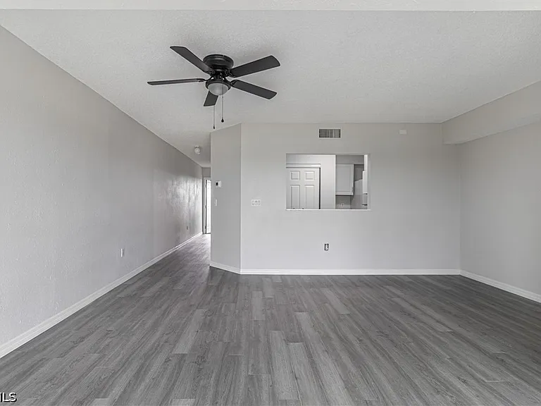 7410 Lake Breeze Dr #508 — Photo 4