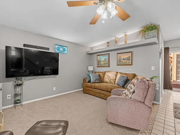 698 Felspar Drive #698, Apache Junction, AZ 85119