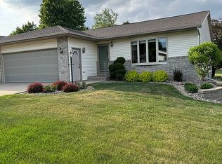 216 Cashin Dr, Luverne, MN 56156