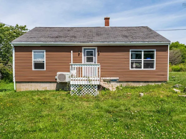 24 Doucet Wharf Rd, Argyle, NS B0W 3P0