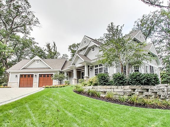 3rd image of 1841 Prestwick Dr #19-05