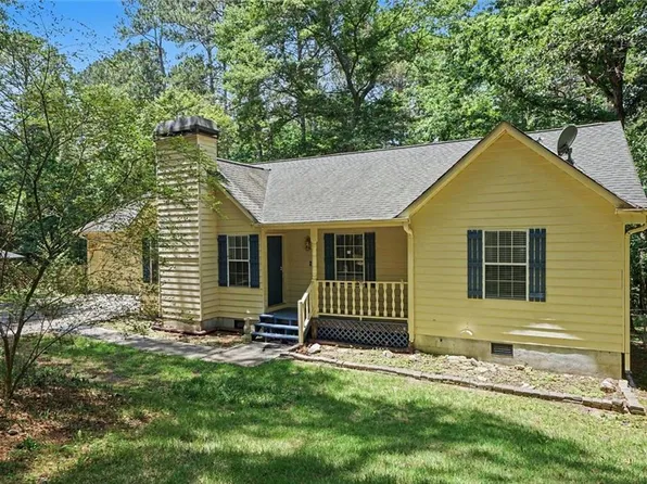 4827 Oakwood Ct, Loganville, GA 30052