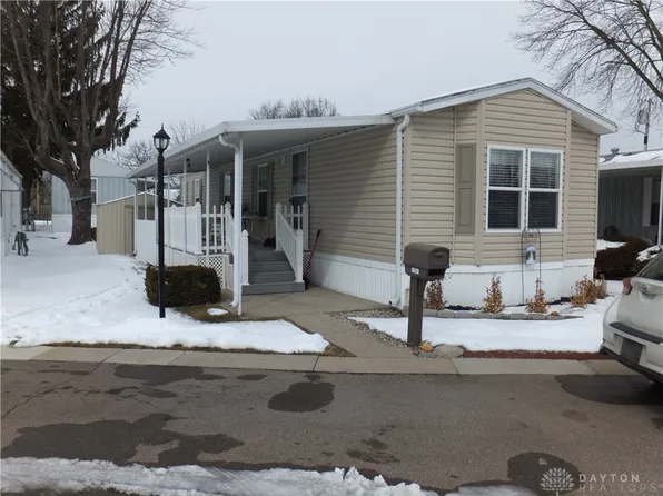 55 Palace Dr, Dayton, OH 45449