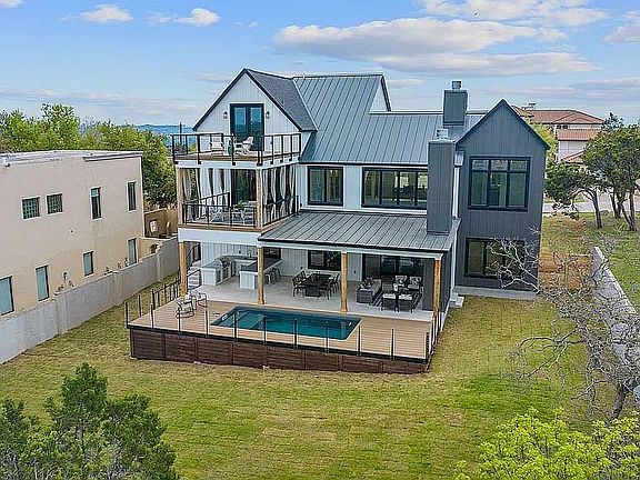 4th image of 14006-1 Panorama Dr