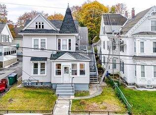 89 5th Ave, Lowell, MA 01854
