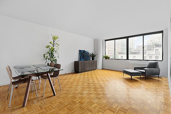 1st image of 255 E 49th St APT 5B