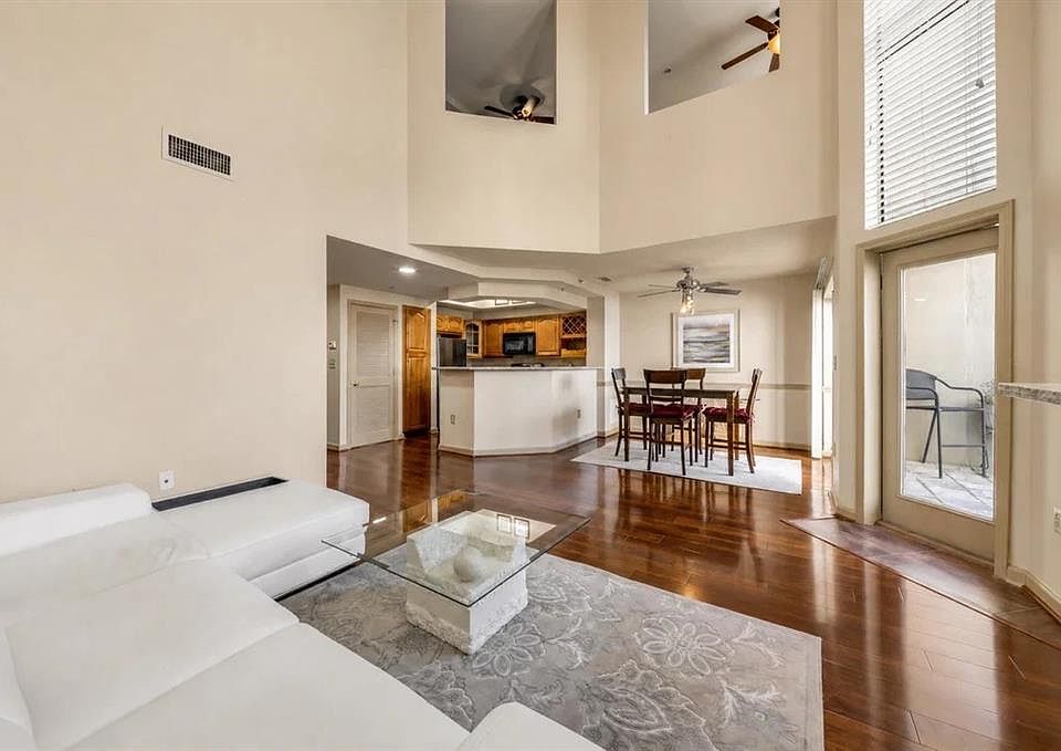 1st image of 795 Hammond Dr APT 2407