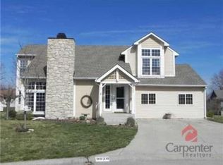 8828 Sunburst Ct, Indianapolis, IN 46227