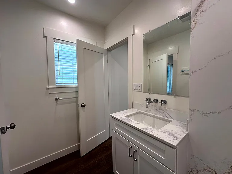 1456-1460 N. Ricardo St. — Photo 19