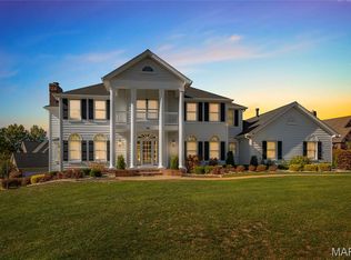 50 Crocknaraw Ln, Weldon Spring, MO 63304