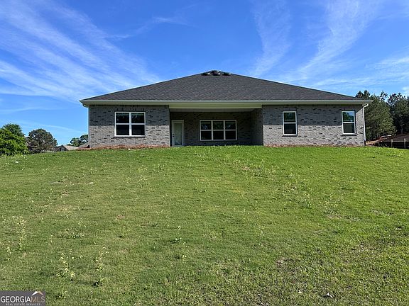 3rd image of 452 Southern Oaks Dr #32