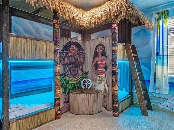 5th image of 2089 Tropical Palms Cir
