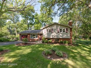 6213 Robin Ln, Crystal Lake, IL 60014