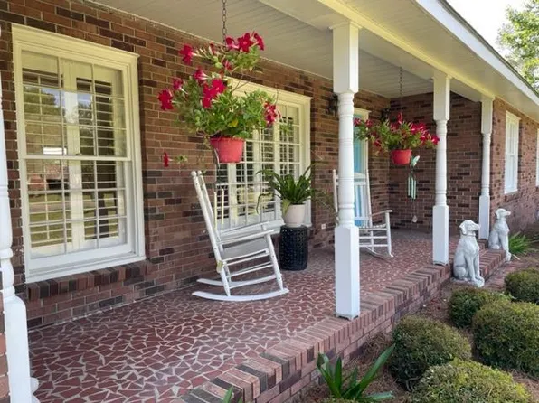 304 Bear Creek Rd, Adel, GA 31620