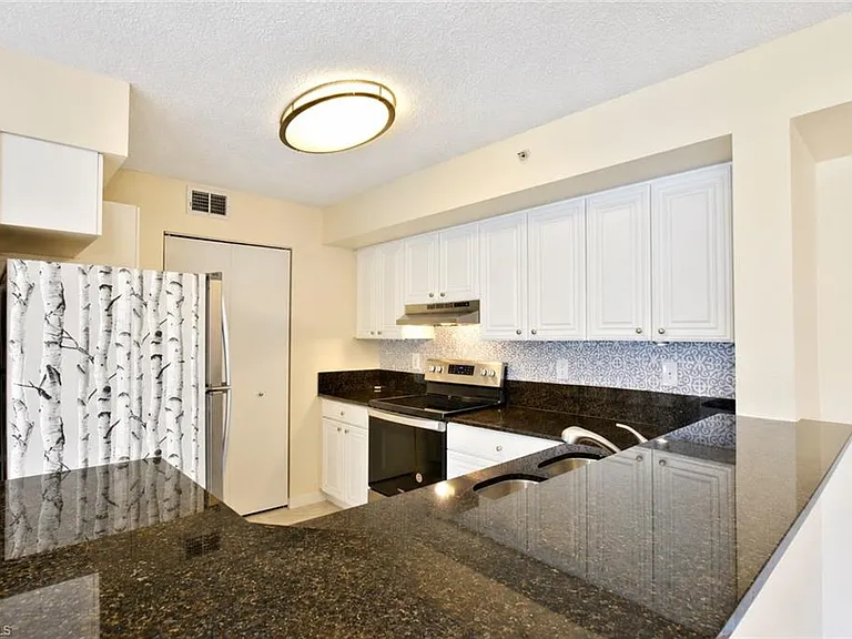 8265 Ibis Club Dr #602 — Photo 3