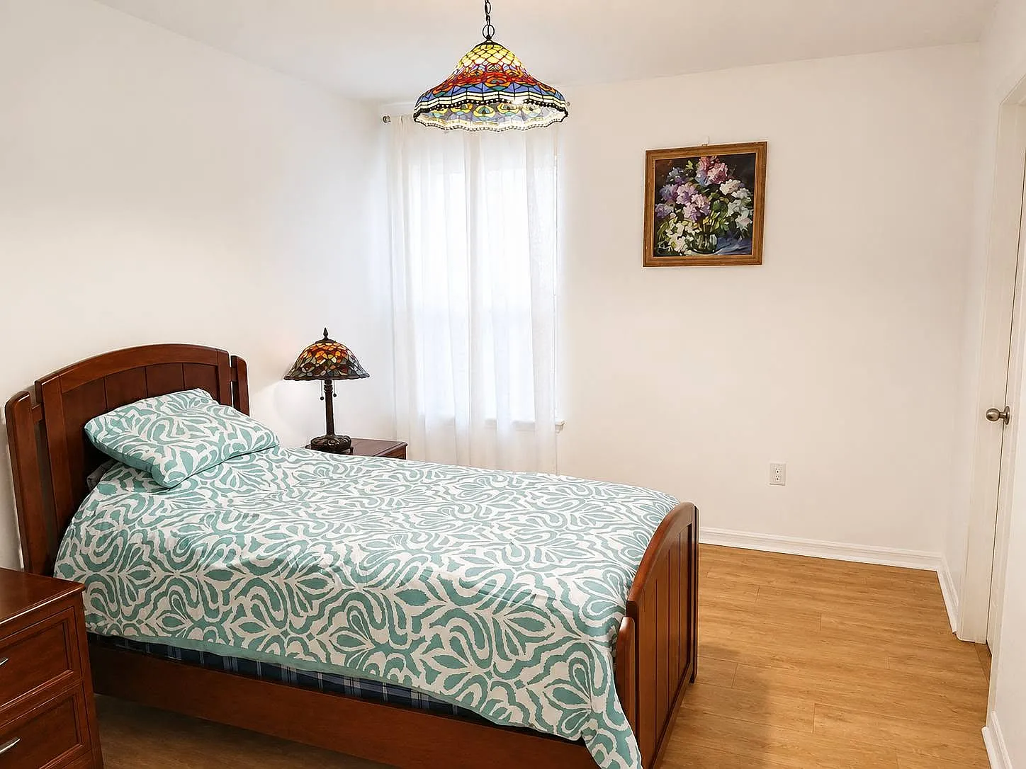 Rooms Near UCF | Waterford Lakes Home | August Move-In — Photo 2