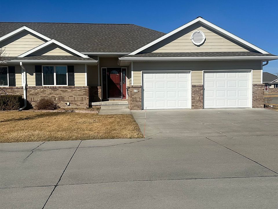 1st image of 5820 North Rd #11