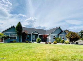 770 Dixie Dr, Selah, WA 98942