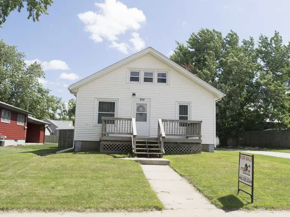 610 W Main St, Pierce, NE 68767