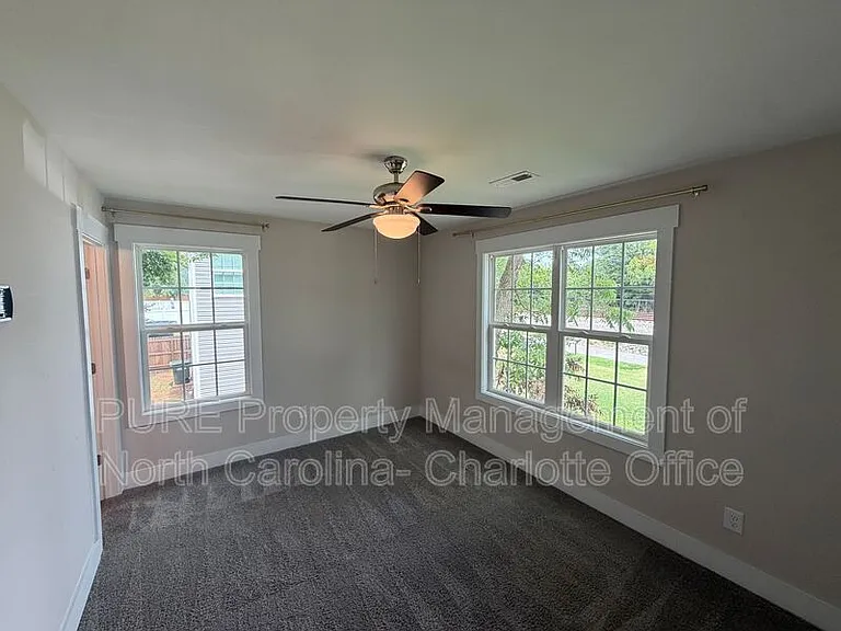 1204 W Airline Ave — Photo 13