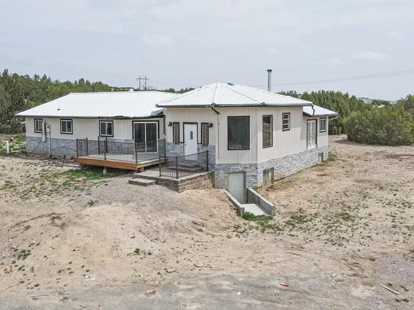 6808 Greenhorn Creek Dr, Pueblo, CO 81004