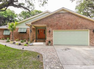 521 Egret Lake Dr, Pine Knoll Shores, NC 28512