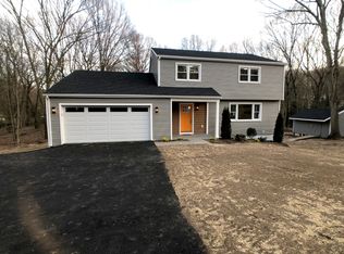 62 Autumn Ridge Rd, Shelton, CT 06484