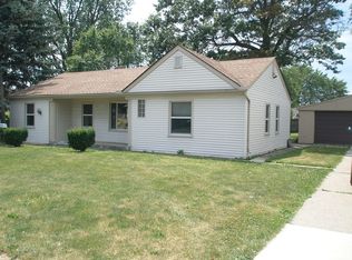25091 Packard St, Roseville, MI 48066