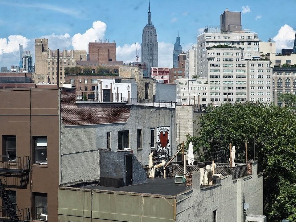 1st image of 33 Greenwich Ave APT 9D
