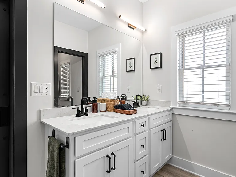 603 King Arnold St — Photo 44