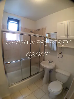 Rented by Uptown Property Group | media 7