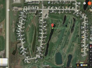 319 E Palmer Cir, Aberdeen, SD 57401