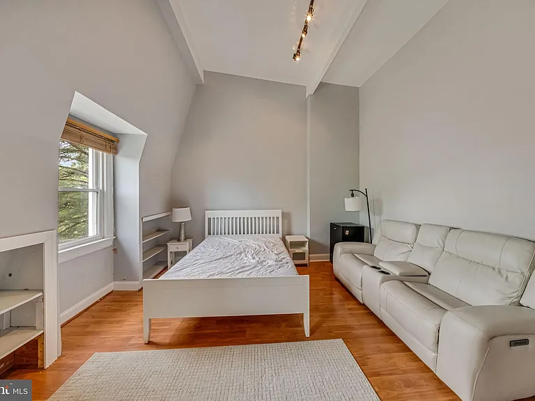 723 Quebec Pl NW — Photo 22