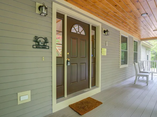 51 Holman Lane, Norway, ME 04268