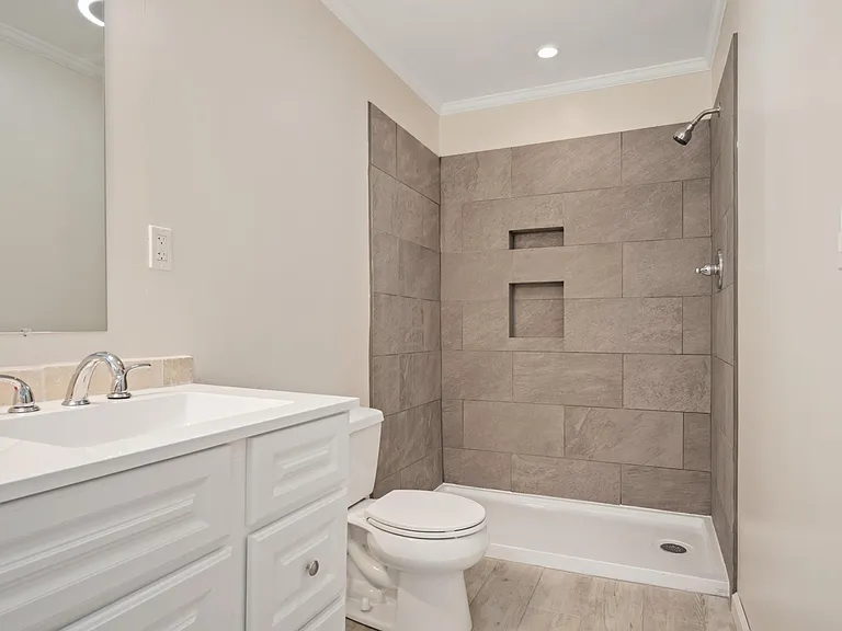 7925 Westland Dr — Photo 15