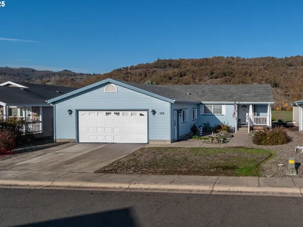 152 Jacob Hale Way, Roseburg, OR 97471
