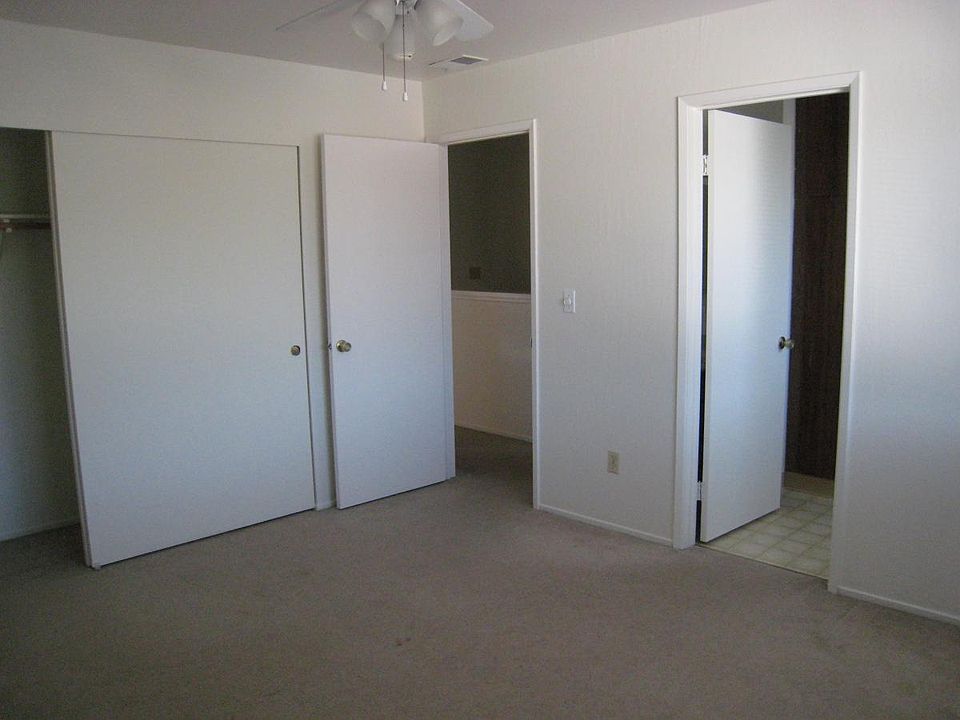 Room with regular closet