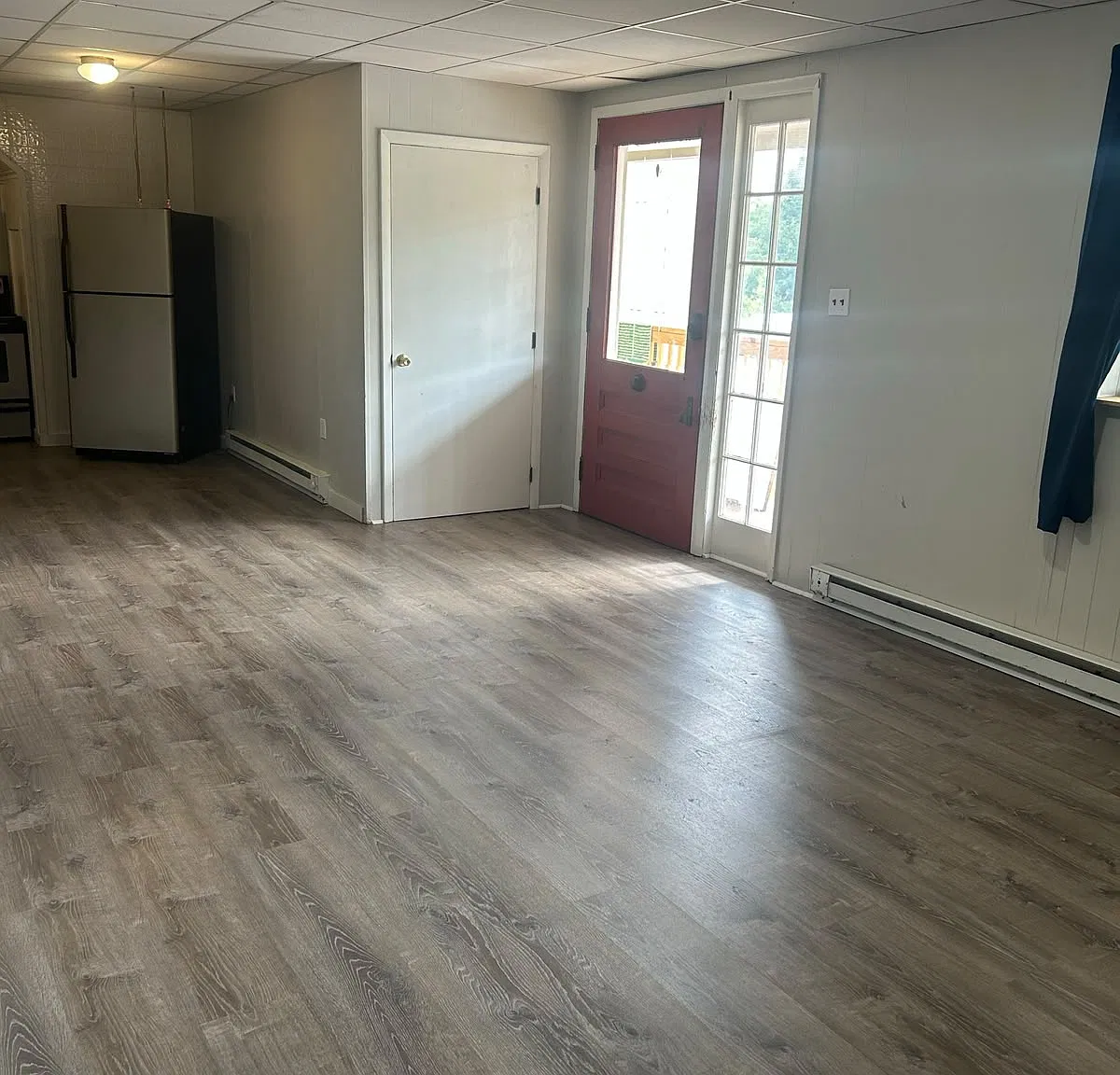 4 bed, $1,295 — Photo 1