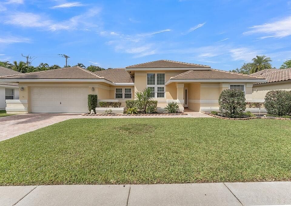 1st image of 3291 Overlook Road