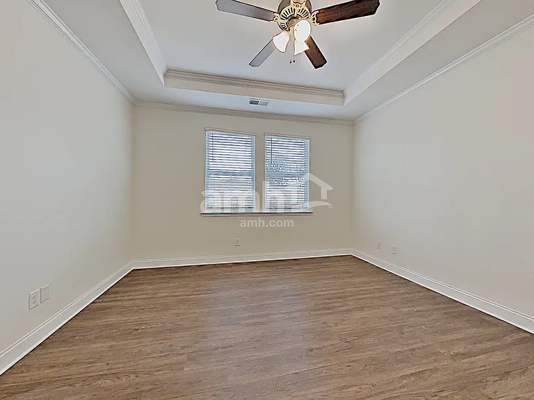 125 Hamilton Park Dr — Photo 15