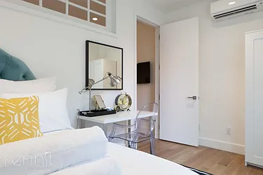 Rented by Rennit Inc.