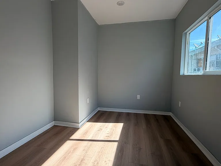 3920 Hillcrest Dr — Photo 19