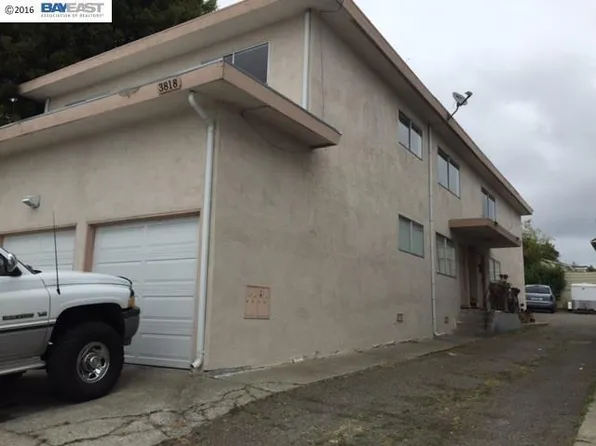 3818 Carrington St, Oakland, CA 94601